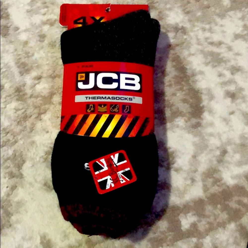 J c b. 1 pair